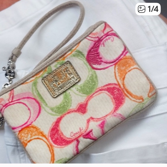Vintage Coach Poppy Collection Colorful Watercolor Wristlet Bag EUC - Picture 3 of 10